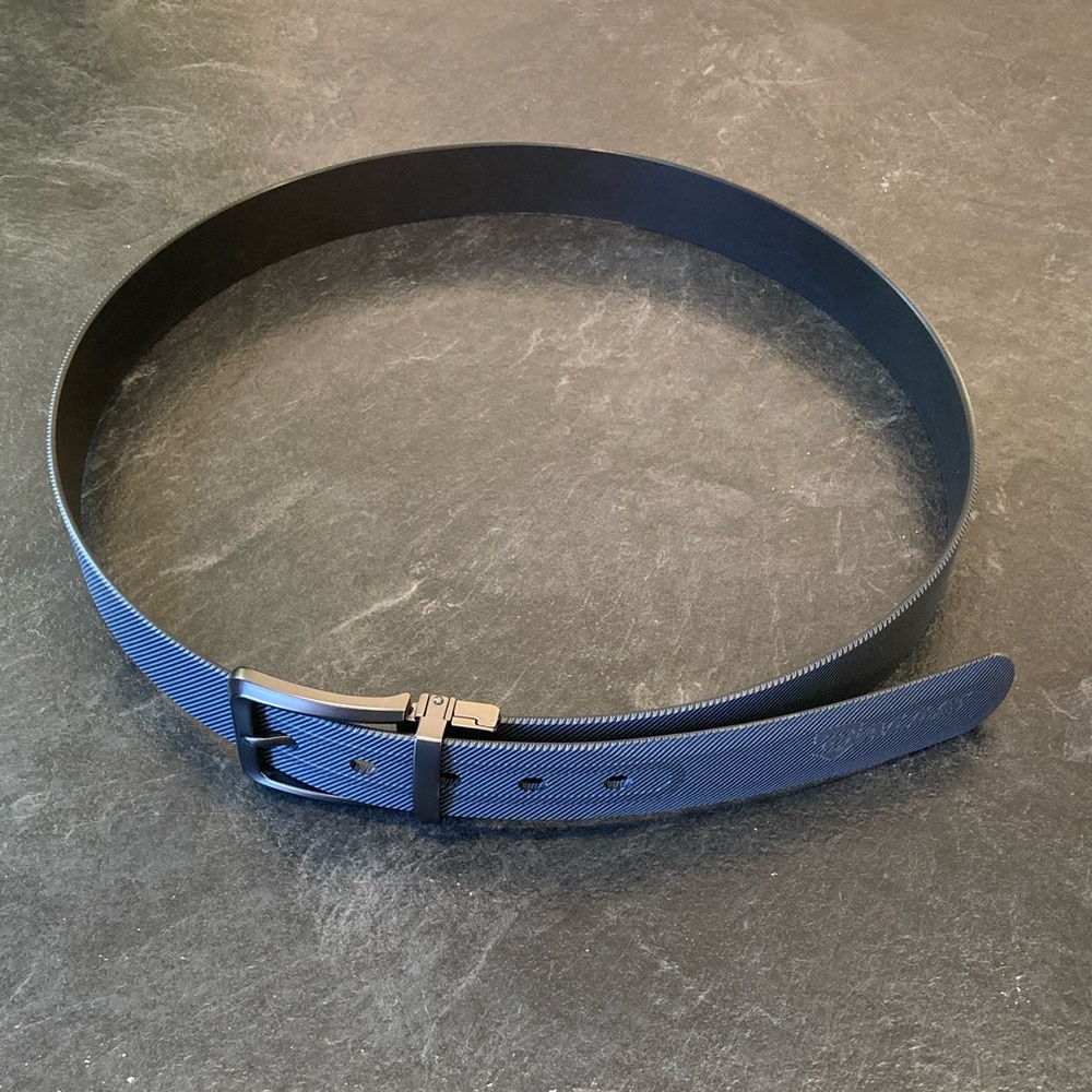 Men’s Galls gray striped and black reversible belt size XL